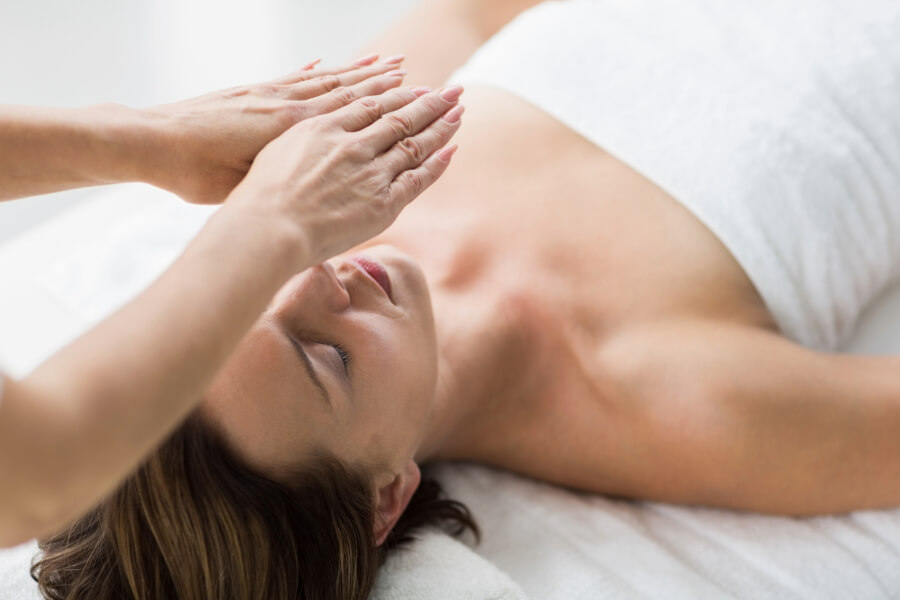 Reiki ir masažas: kai energija susilieja su prisilietimu