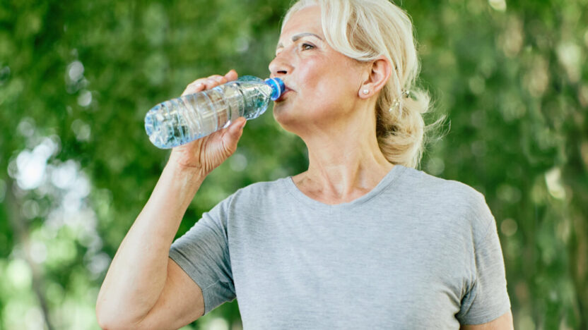 Kodėl vasarą turite gerti 3 kartus daugiau vandens? Atsakymas šokiruoja