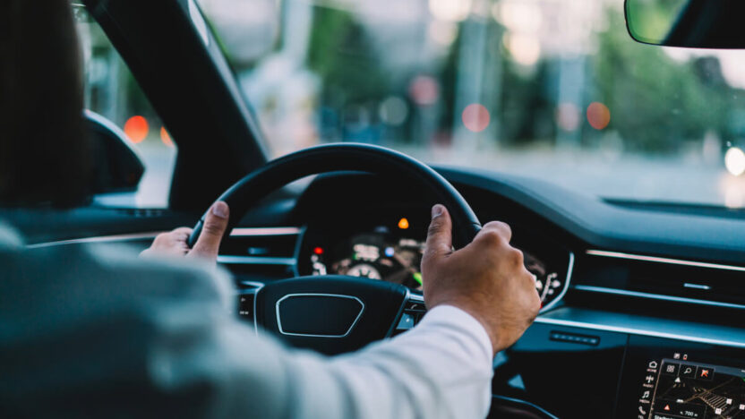 Vairavimo menas, kurio nemoko vairavimo mokyklose – sužinok paslaptis!